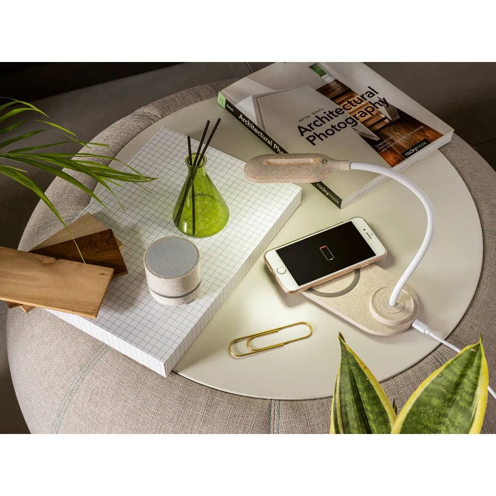LEZZO. Luminária de mesa com carregador por indução super-rápido (15W), em ABS e fibra de palha de trigo