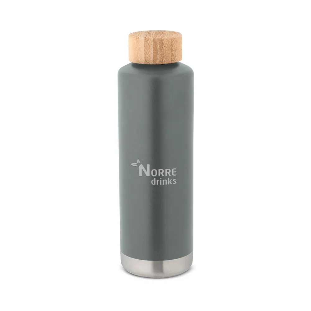 NORRE BOTTLE. Garrafa térmica em aço inox de parede dupla isolada a vácuo (640 mL)
